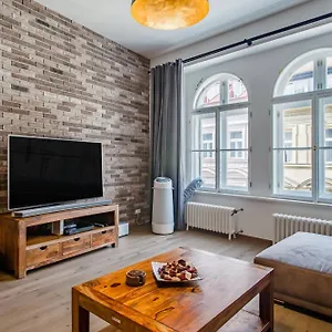 Apartment Luxury At Centre Andel!, Prague