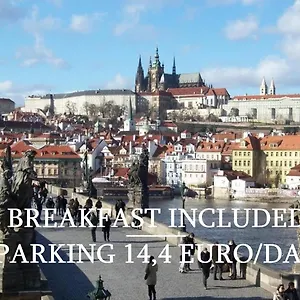 Apartment Near Lesser Town, Prague