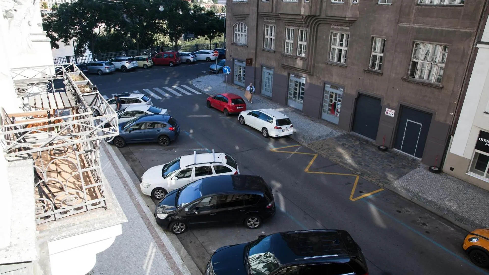 Spacious 2 Bedroom Apartment With Nice Terrace Prague Czech Republic