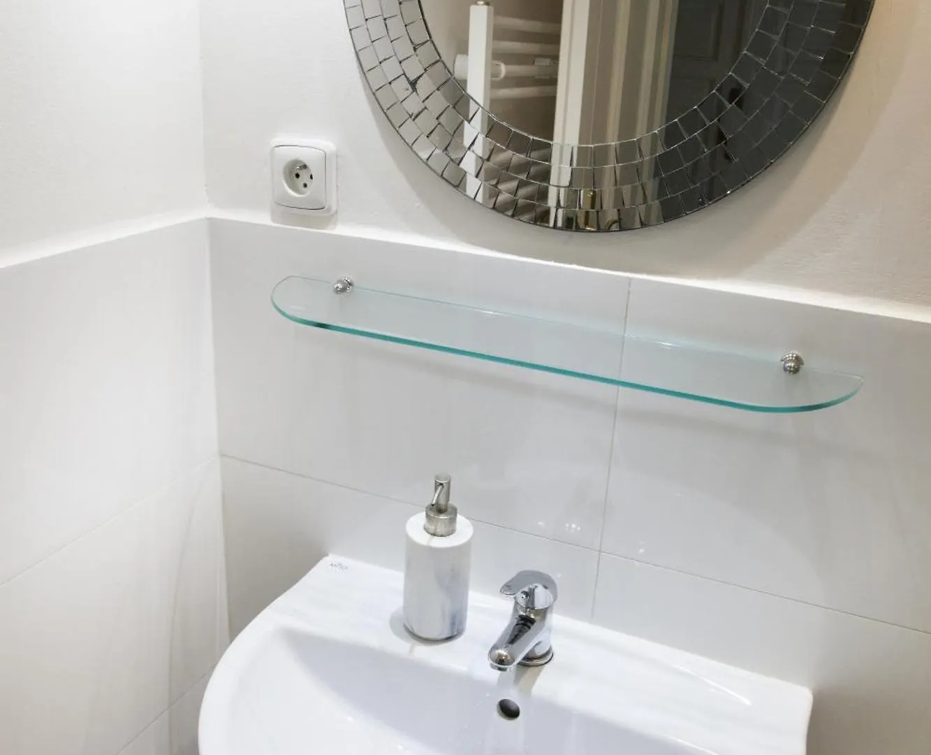 Spacious 2 Bedroom Apartment With Nice Terrace Prague Czech Republic