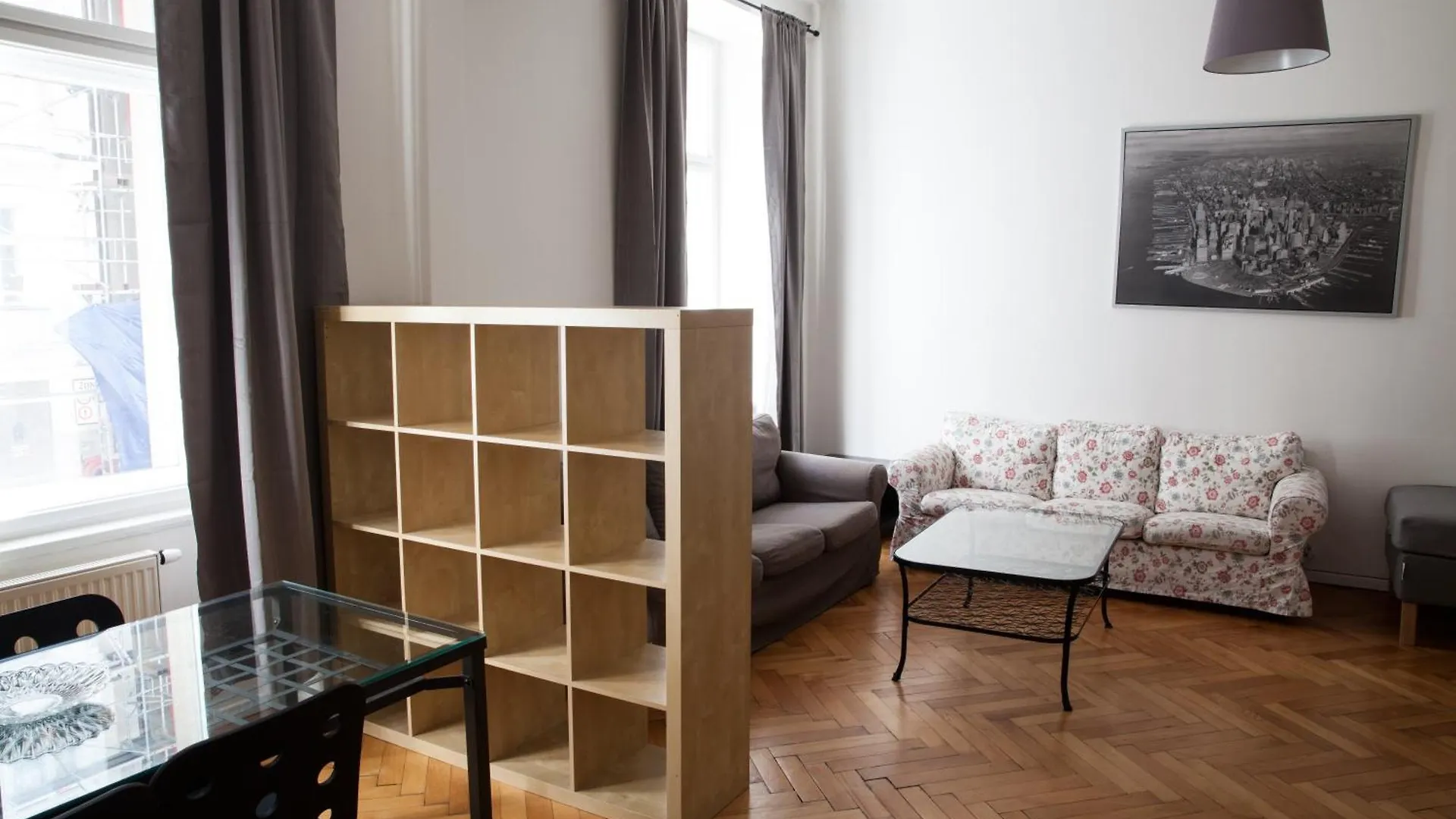 Spacious 2 Bedroom Apartment With Nice Terrace Prague