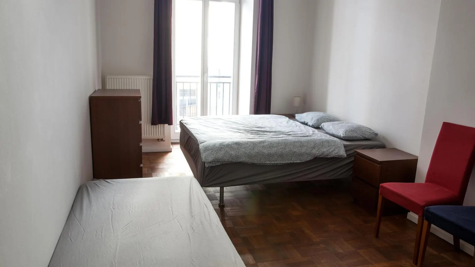 Spacious 2 Bedroom Apartment With Nice Terrace Prague 0*,
