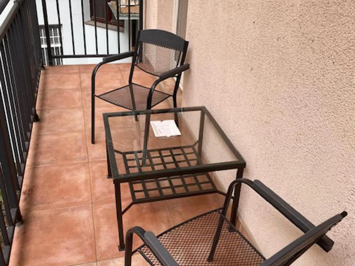 Spacious 2 Bedroom Apartment With Nice Terrace Prague